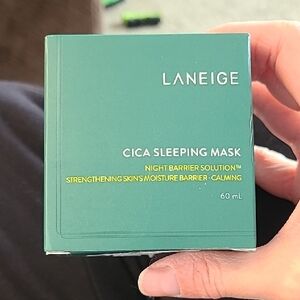 LANEIGE Cica Sleeping Mask - Calming Green